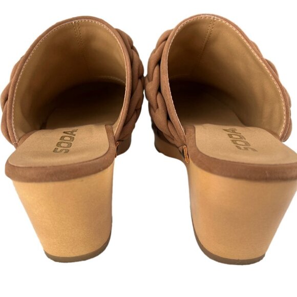 SODA Morel Women's Wood Clogs. Cognac color. size 6.  Like new - Picture 3 of 7